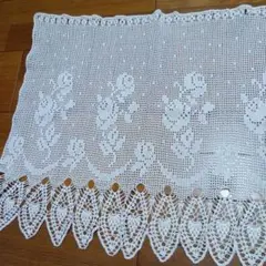 ホワイト 花模様 レース編み　カフェカーテン　約110×46cm