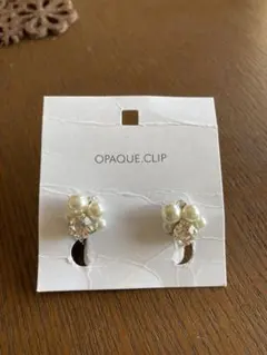 【新品】OPAQUE.CLIP パールクリスタルイヤリングのサムネイル