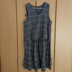 ベストとフレアスカートのセットアップ