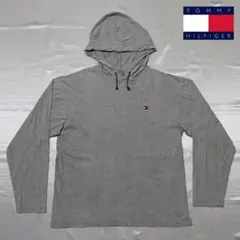 【TOMMY HILFIGER】トミーヒルフィガーの刺繍ロゴ入り薄手パーカー