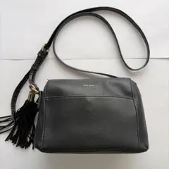 niko and... オリジナルミニタッセルお財布ショルダーバッグ ブラック