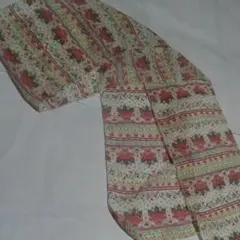 軽い薄手のマフラー！