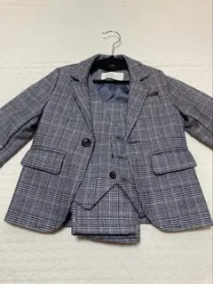 キッズ　スーツ3点セット