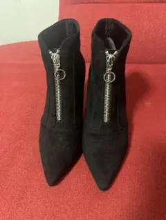 【EGOIST】ブラック スエード ジッパーブーティ