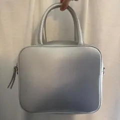 シルバー　ハンドバッグ