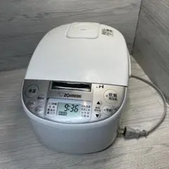 Item thumbnail for item b1498d38-30ac-4659-9b4e-b455b1ae1dfe