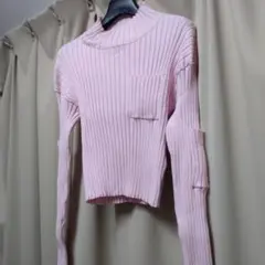 ピンクリブ編みハイネックセーターMOUSSY