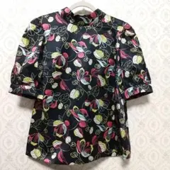 新品 JILL STUART コットン&シルク 黒 花柄 ブラウス Mのサムネイル