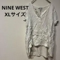 美品✨NINE WEST 【XL】ホワイト Vネック Tシャツのサムネイル