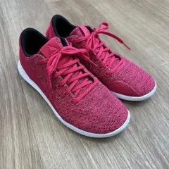 Reebok スニーカーピンクスポーツ ランニングシューズ　24cm