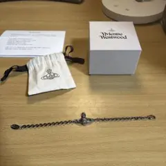 vivianne westwood man mini bas relief