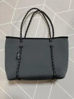 Item thumbnail for item deeb9f46-7bae-41e3-b048-52e3c2038c22