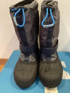 Columbia 防水ブーツ グレー/ブラック