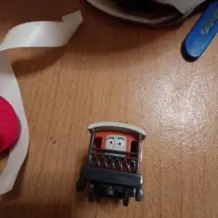 Item thumbnail for item 322b8a0f-3eb9-43ca-8bef-1ea0e050a8ed