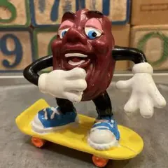 No.B9 カリフォルニアレーズン PVC フィギュア スケートボード