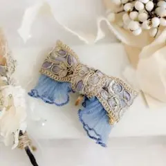 ♡インド刺繍リボン　ポニーフック　リボンモチーフ　ブルーレース　ひと粒パール♡