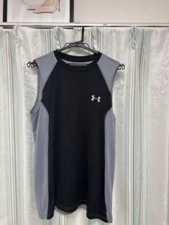 アンダーアーマー ノースリーブ