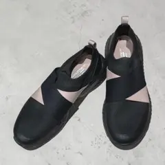 SKECHERS BOBS メモリーフォーム スリッポン 23.5cm ブラックのサムネイル
