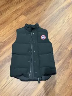 Canada Goose ブラック ダウンベスト