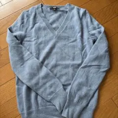 UNIQLO ライトブルー カシミヤニット
