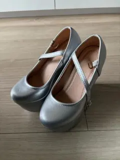 ブライダルシューズ 15センチヒール ストラップ付き 22cm シルバー