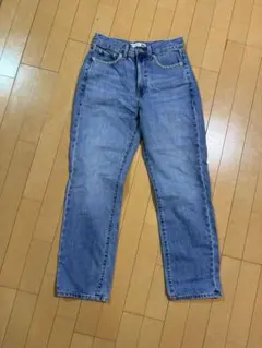 UNIQLO JW ANDERSON スリムストレートジーンズ　23