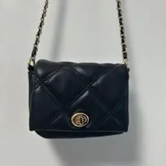 ショルダーバッグ　黒　GRL