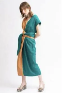 OSMOSIS loaf オズモーシス ロフ　バイカラーワンピース