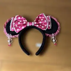 ディズニー カチューシャ ミニー イヤリングピンク 廃盤品