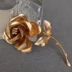ジョバンニ ブローチ ゴールドカラー 薔薇 ばら