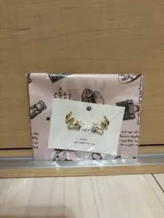 パール付き ゴールドカラー ピアス