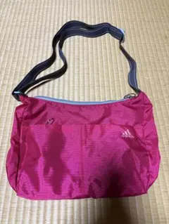 セール！adidas ショルダーバッグ