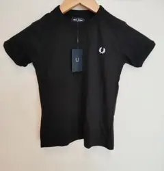 FRED PERRY クルーネックTシャツ 　新品未使用のサムネイル