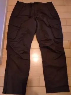 WORKMAN HDR280 中綿入り 防水 カーゴパンツ 4L ブラックのサムネイル