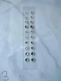 耳つぼ ジュエリー 飾り20粒　アクセサリー　ダイエット　肩こり　003