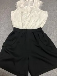 レース　オールインワン　ショートパンツ　コンビネゾンリゾートスナイデルダーリッチ