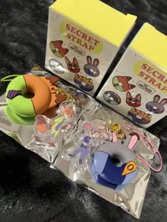 ディズニーストア　ズートピア　10th シークレットストラップ　2個セット