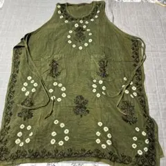 週末セール‼️MALAIKAオリーブグリーン 刺繍 ノースリーブエプロンワンピース
