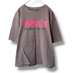 【ジュノア】Mサイズ　Tシャツ　グレー　文字入り　カジュアル　シンプルのサムネイル