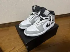 Nike Air Jordan 1 Mid ホワイト/グレー