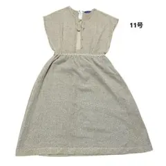 昭和レトロ　ベージュ系小花柄ワンピース　11号