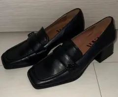 新品‼️ZARAビジュー付き黒ローファー 中ヒール　38