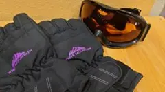 Item thumbnail for item e3352385-6e78-4772-8b7a-5d32b1416477