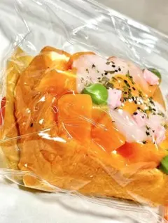 Pupuland 三層厚切りトースト スクイーズ - メルカリ