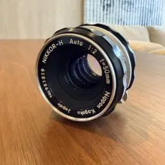 Nikon NIKKOR-H Auto 50mm f2 レンズのサムネイル