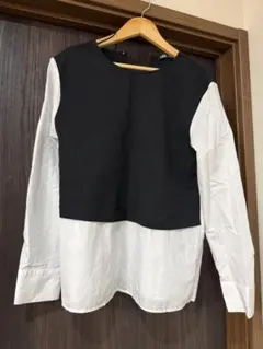 ZARA ブラック・ホワイト プリーツ長袖シャツ