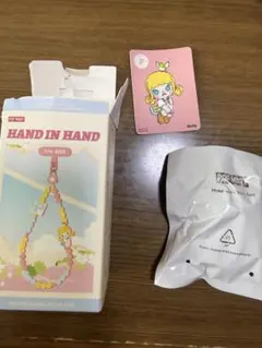 HAND IN HAND キーホルダー Molly