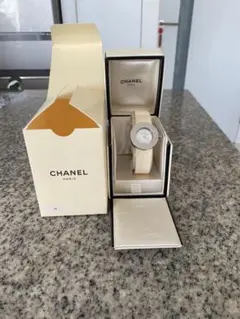 CHANEL 珍しい数字タイプ文字盤　箱＆冊子あり。 CHANEL 珍しい数字タイプ文字盤 箱＆冊子あり。 - メルカリ