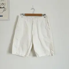 レイジブルー　ハーフパンツ　シンプル　キレイめカジュアル　夏　万能のサムネイル