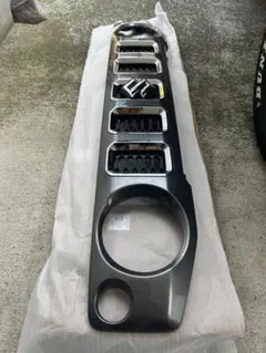 【新車取外】スズキ ジムニー ノマド純正 フロントグリルのサムネイル